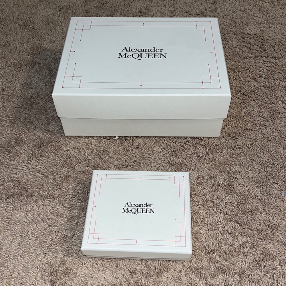Alexander McQueen Shoe and small box